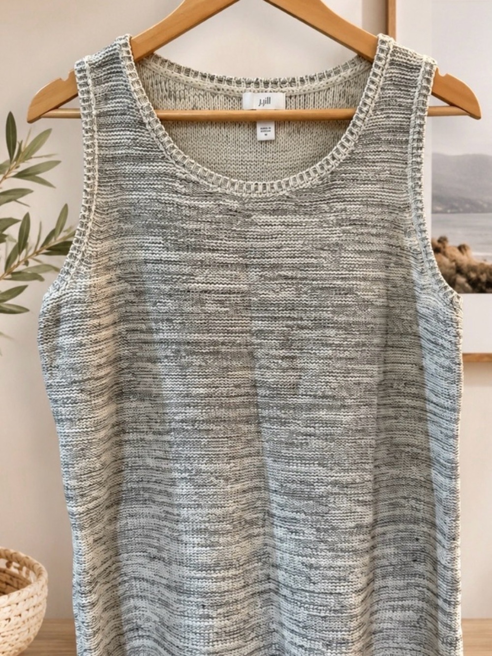 J. Jill Heathered Gray Knit Tank size medium but fits like a large